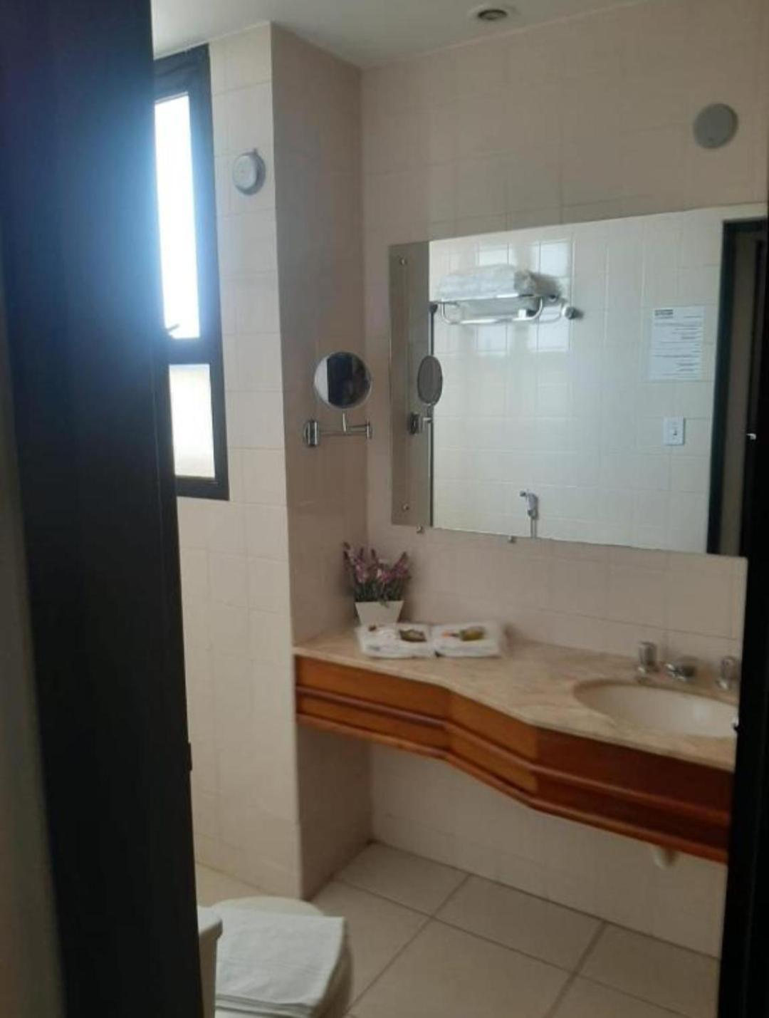 الشقق الفندقية ريبيراو بريتوفي  Flat Bassano Vaccarini المظهر الخارجي الصورة